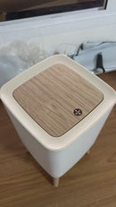 Lixeira com Tampa de Pressão